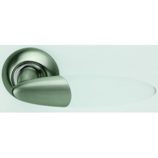 Ручка дверная на круглой розетке S010 113HWA ARCHIE Ручка дверная на круглой розетке S010 113HWA ARCHIE