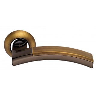 Ручка дверная на круглой розетке S010 132ACF ARCHIE Ручка дверная на круглой розетке S010 132ACF ARCHIE