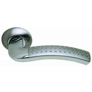 Ручка дверная на круглой розетке S010 59HHP ARCHIE Ручка дверная на круглой розетке S010 59HHP ARCHIE