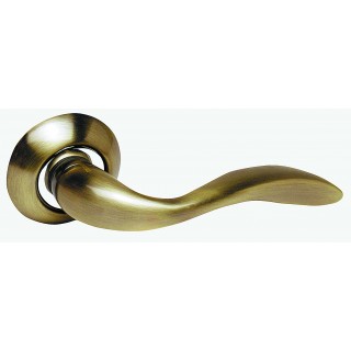 Ручка дверная на круглой розетке S010 RВВ ARCHIE Ручка дверная на круглой розетке S010 RВВ ARCHIE