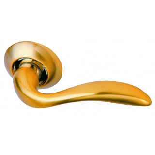 Ручка дверная на круглой розетке S010 RII ARCHIE Ручка дверная на круглой розетке S010 RII ARCHIE