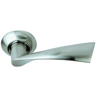 Ручка дверная на круглой розетке S010 X11HH ARCHIE Ручка дверная на круглой розетке S010 X11HH ARCHIE