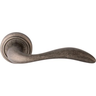 Дверная ручка на розетке 132 V Laguna Античное серебро Дверная ручка на розетке 132 V Laguna Античное серебро
