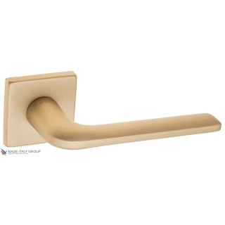 Дверная ручка на квадратном основании Fratelli Cattini LINEA 8.7-KD золото крайола